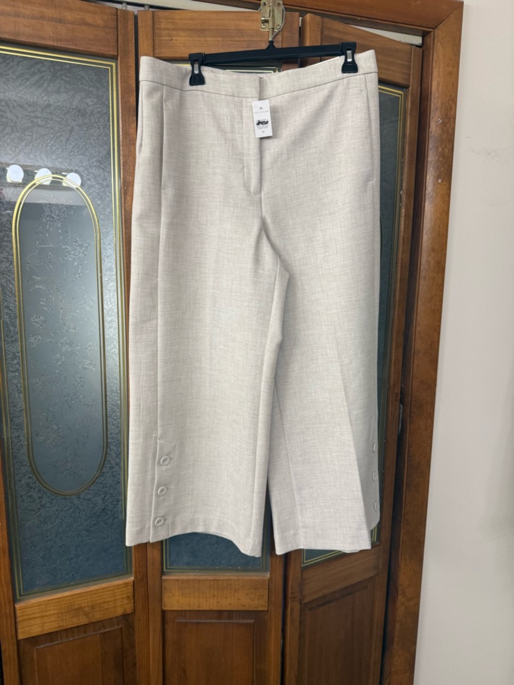 Light Beige High Waisted Wide-Leg Cropped Pants ANN TAYLOR, BRAND NEW